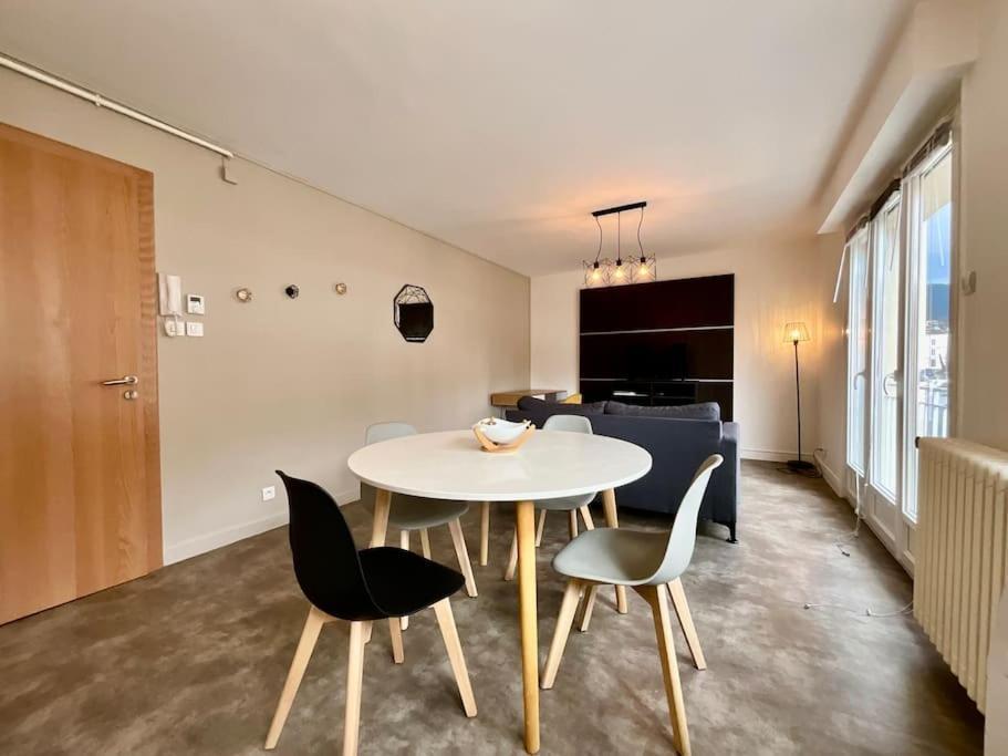 Les Violettes, Bel Appartement Au Centre-Ville Gérardmer Exterior foto